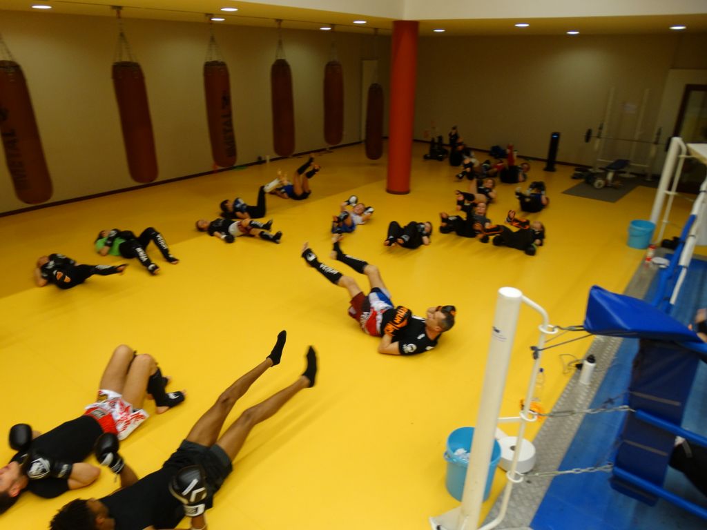 Entrainement 2017 - 2018 avec le nouveau tapis de ring Venum - Energy Fight Club dsc03154.jpg (large)