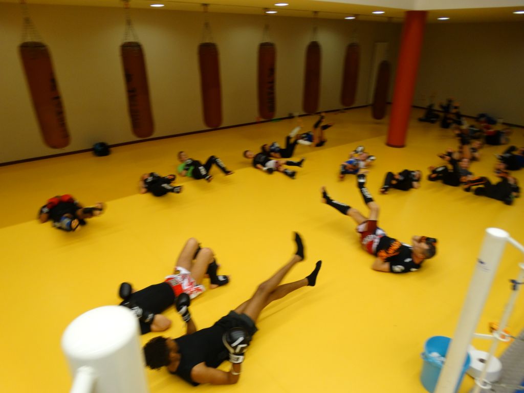Entrainement 2017 - 2018 avec le nouveau tapis de ring Venum - Energy Fight Club dsc03157.jpg (large)