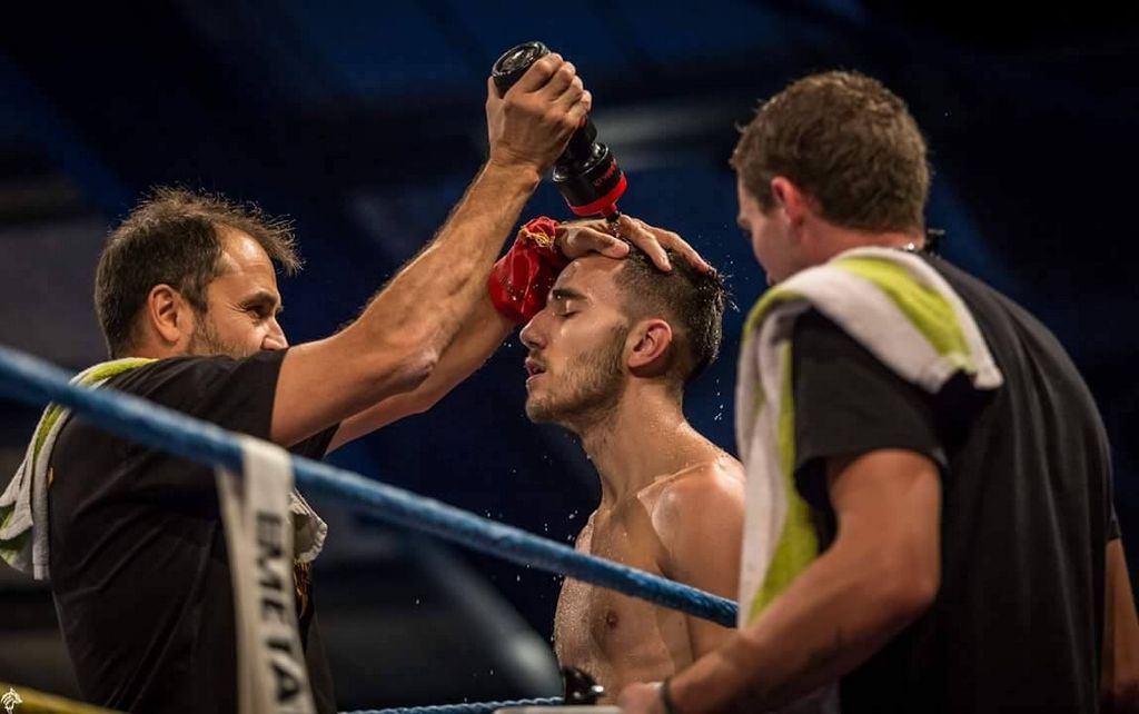 Gala en Suisse 2017 - Energy Fight Club 22199353_1408322569263048_1271074496_o.jpg (large)