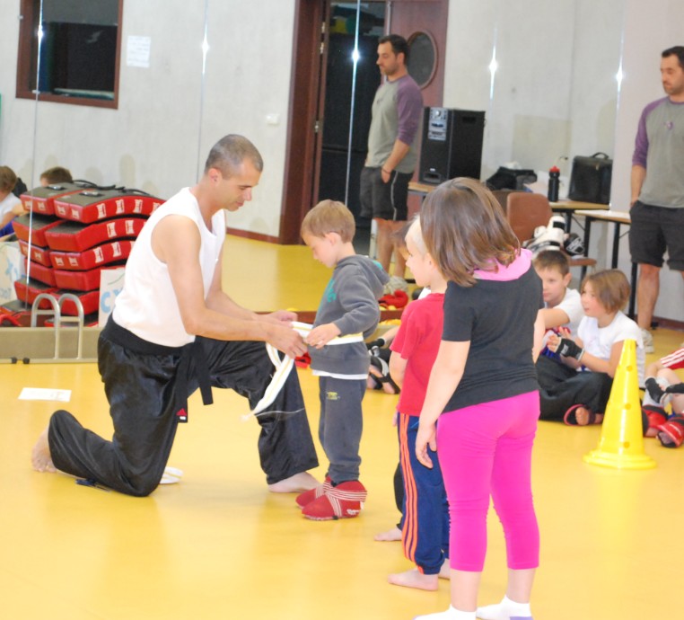 Passage ceintures jeunes 2014 - Energy Fight Club 48.jpg (large)