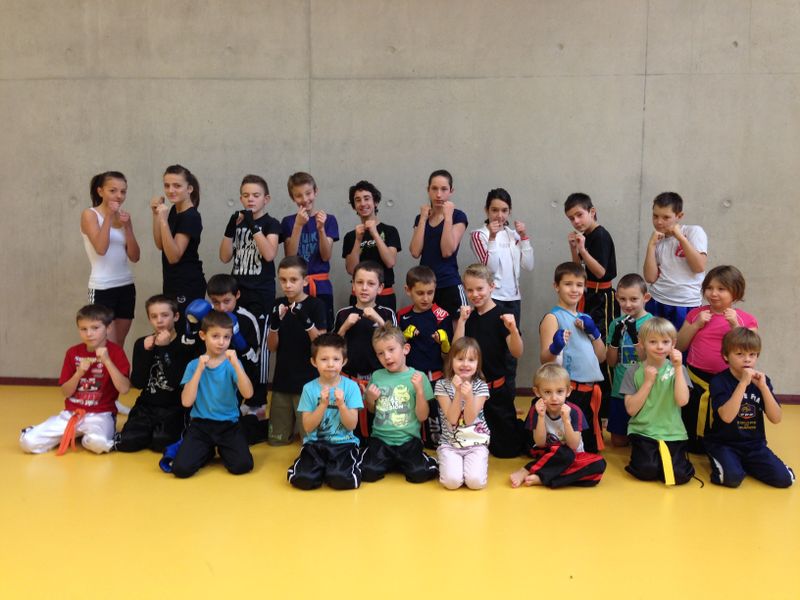 Groupe jeunes 2013 - Energy Fight Club img_4573.jpg (large)