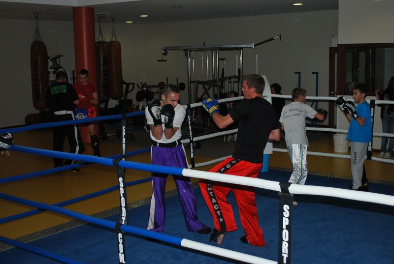 Rencontre interclub du 22 avril - Energy Fight Club dsc_0691.jpg (large)